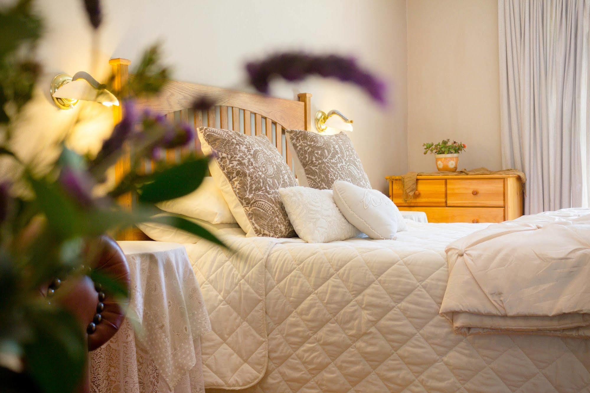 Adley House Bed & Breakfast Oudtshoorn Exterior foto