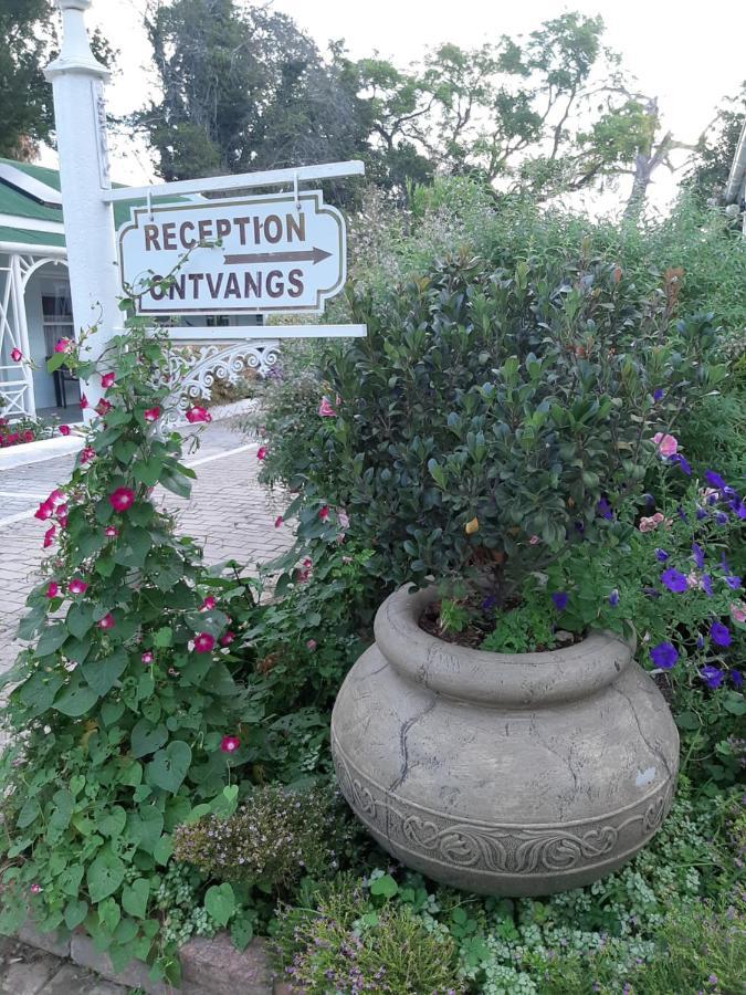 Adley House Bed & Breakfast Oudtshoorn Exterior foto
